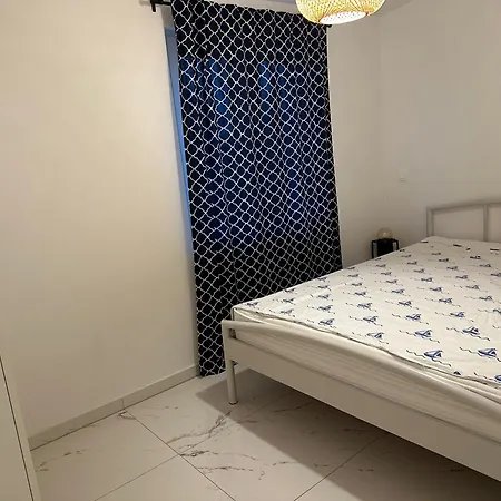 La Casa Del *